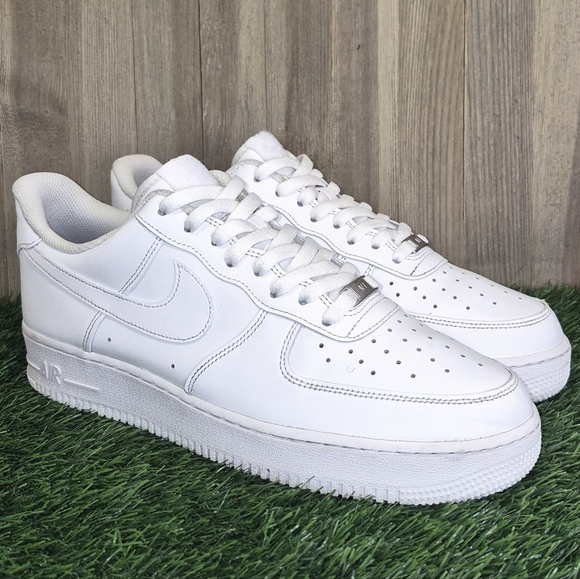 NIKE AIR FORCE 1 \'07 \